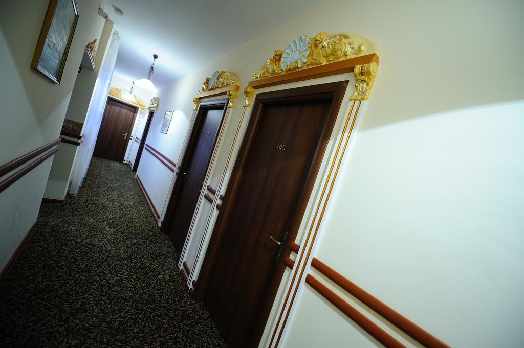 Hotel Royal Craiova Luaran gambar