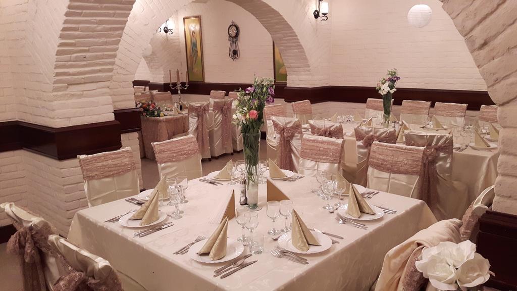 Hotel Royal Craiova Luaran gambar